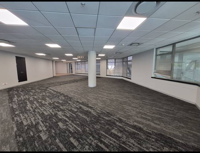 736M² OFFICE TO LET IN SANDTON CENTRAL